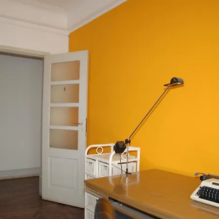 Economy Guest Houses - Old Town I Gasthuis Lissabon