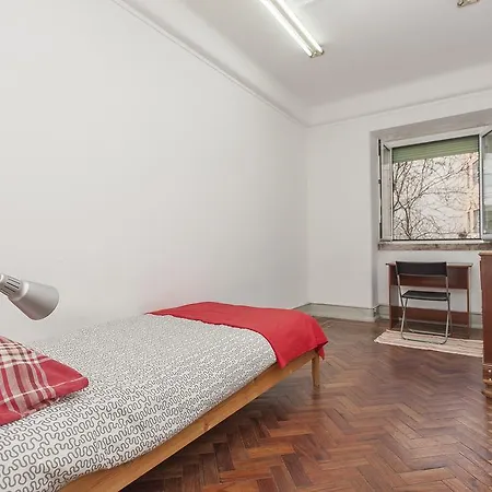 Economy Guest Houses - Old Town I Lisbon